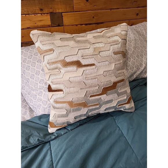 Callisto Home Style - Decorative Pillow Cover 17” x 17” Genuine Cowhide- EUC - Picture 12 of 12